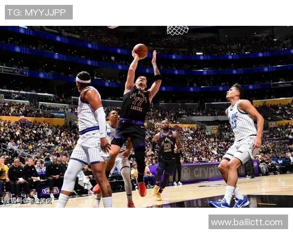 湖人对阵魔术精彩比赛回放全程解说及精彩瞬间回顾